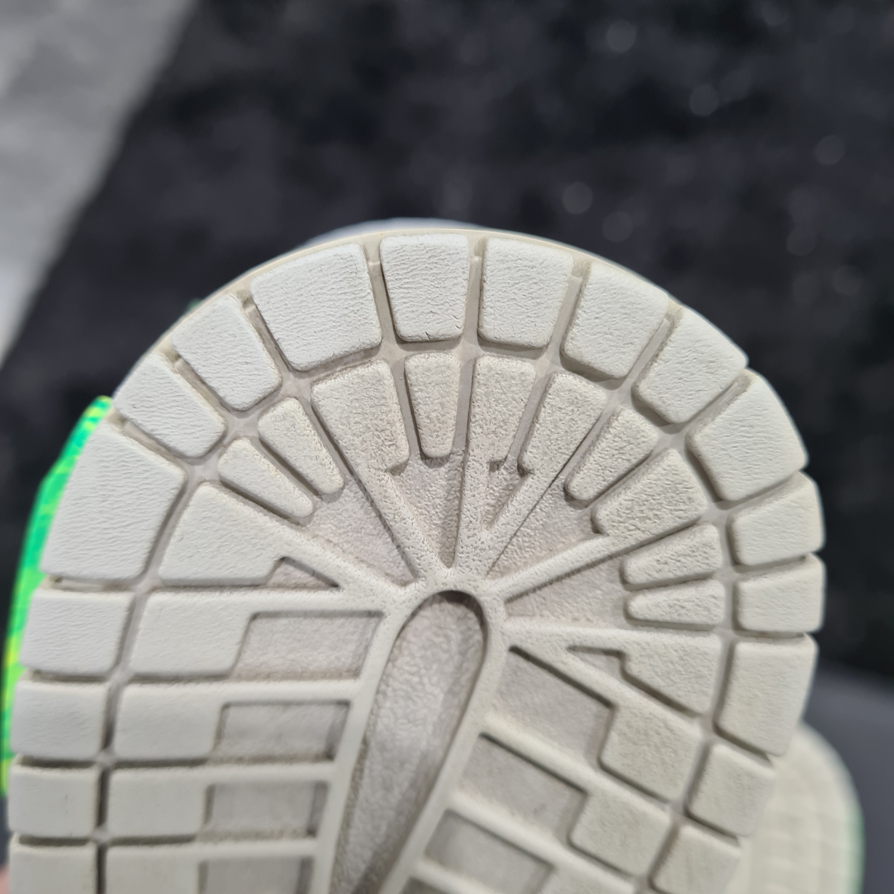 Nike Dunk Low 'Off-White LOT 42' (Used 8.5/10 condition) (No Box)