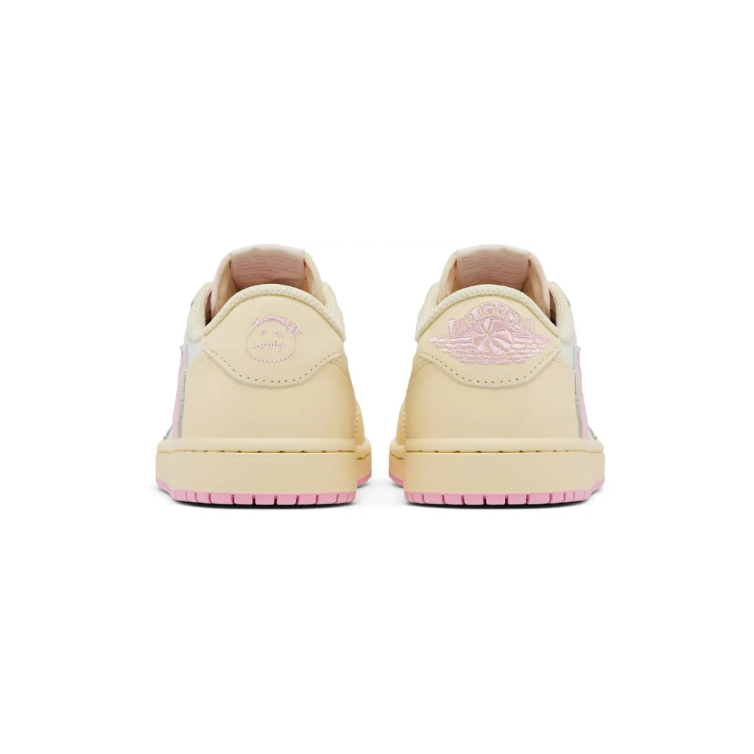 Air Jordan 1 Low OG X Travis Scott 'Shy Pink'
