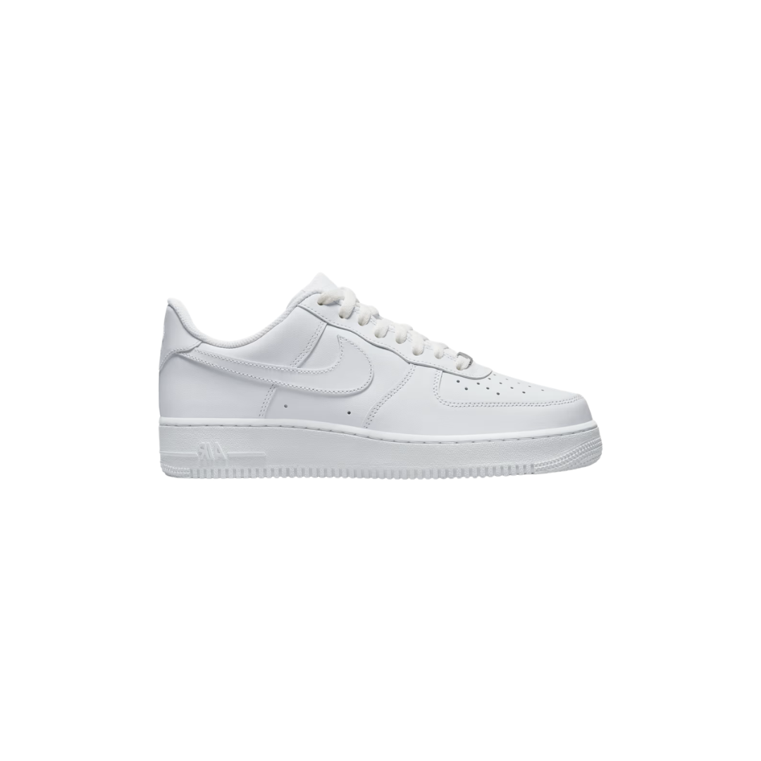 Nike Air Force 1 07 'Triple White'
