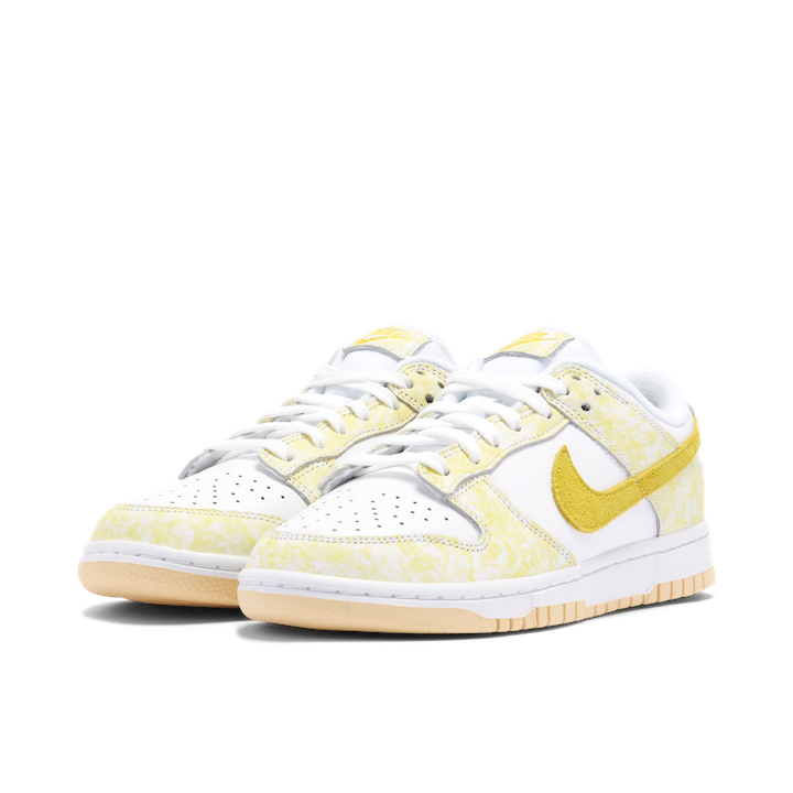 Nike Dunk Low W 'Yellow Strike'