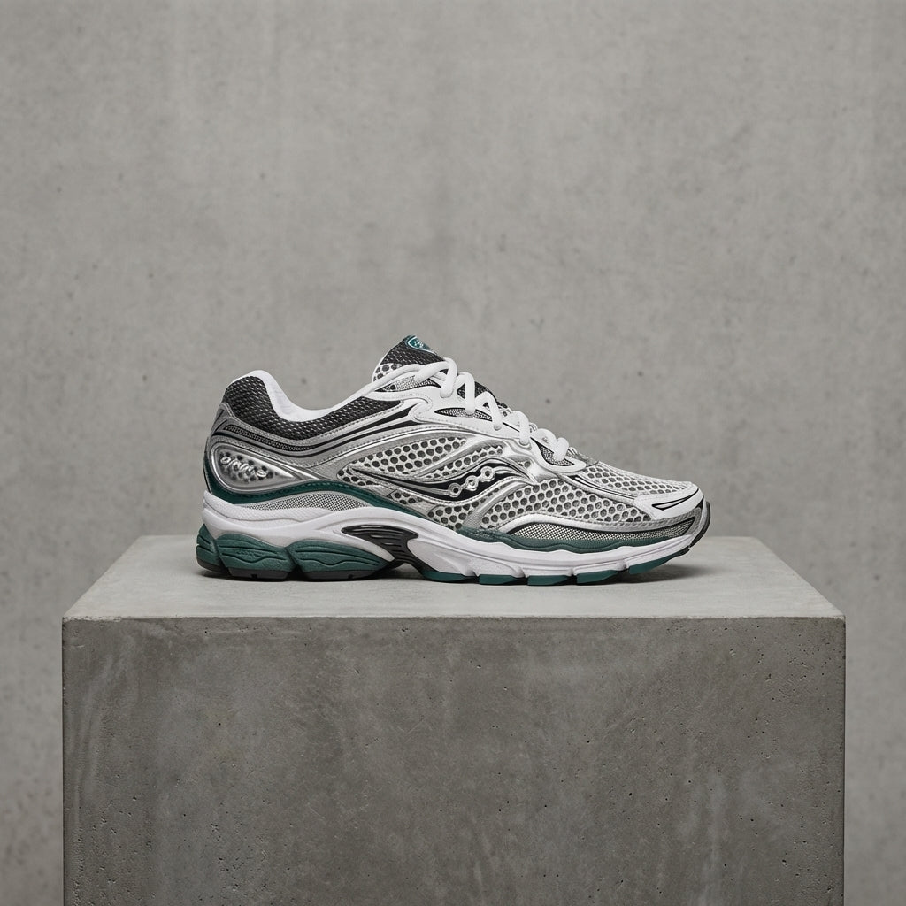 Saucony Progrid Omni 9 'White Pine Green'