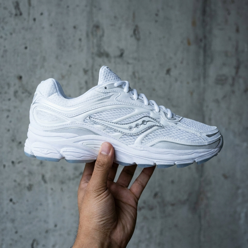 Saucony Progrid Omni 9 'Triple White'
