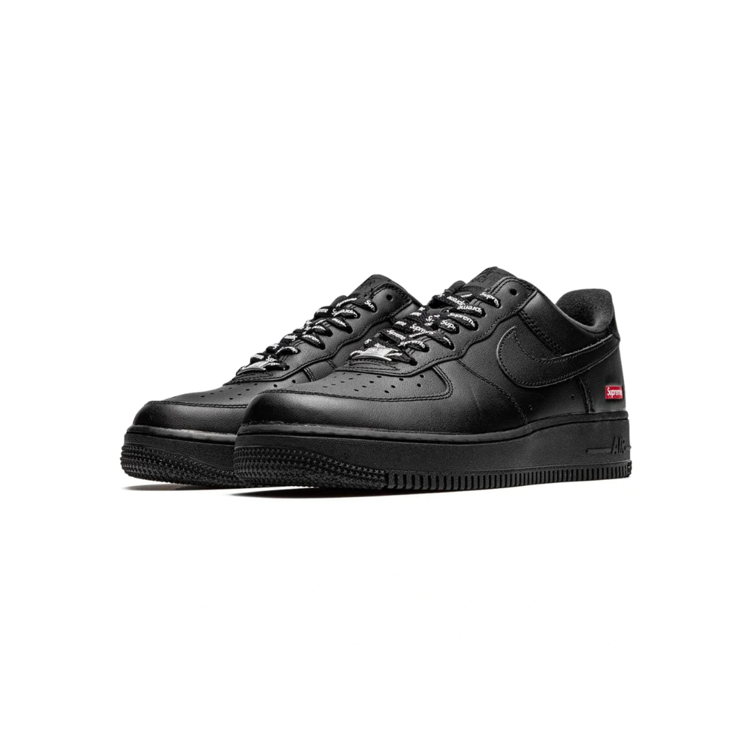 Nike Air Force 1 'Supreme Black'
