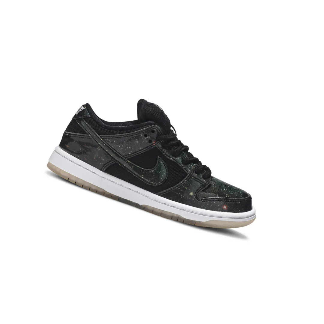 Nike SB Dunk Low '420 Intergalatic'